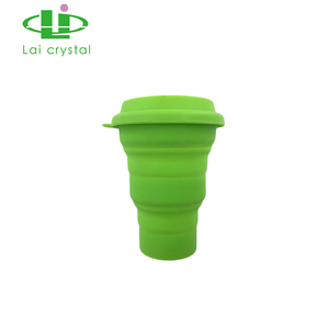 Gobelet à café pliable en silicone de qualité supérieure avec logo personnalisé, 420 ml - Product Image 5