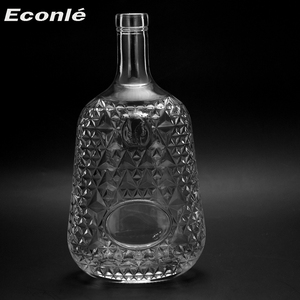 2018 Personnalisé de haute qualité nouvelle 750 ml verre clair bouteilles de <span class=keywords><strong>vin</strong></span> pour le whisky avec du liège en gros en ligne - Product Image 1