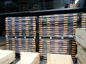 ホイールストップパーキングホイールストッパーパーキング安全ゴム製ヘビーデューティハイビジブルHongqiao 0.25kg-8.75kg DWQ-005 CN;ZHE CE - Product Image 2