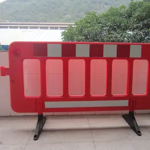 Road Fence Barrier Red And Yellow Plastic Road Traffic Fence Barrier