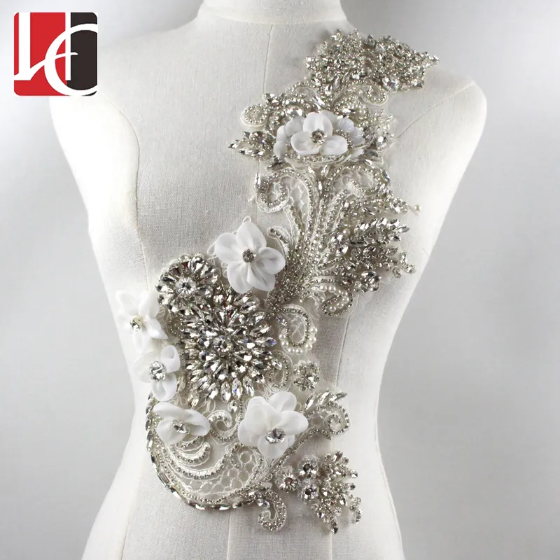 Hot sale fashion design bridal crystal beaded rhinestone applique For Wedding Dress