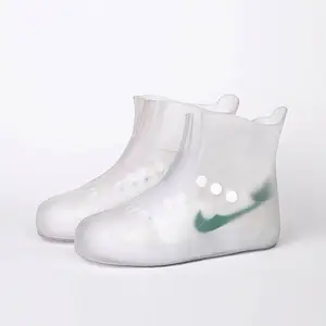 Chaussures imperméables réutilisables en PVC, blanches, pour homme et femme, baskets de pluie, bottes de neige