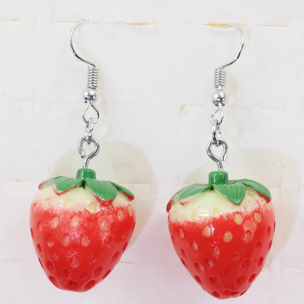सुपर गर्मियों मिठाई फल के विभिन्न लटकना स्ट्राबेरी कान की बाली प्यारा राल एक्रिलिक 3D गहने सामान YIWU