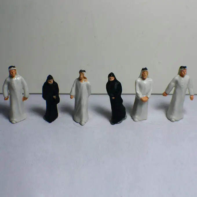 1: 75 2.8 cm pintadas gente Árabe para el diseño del tren escala ho