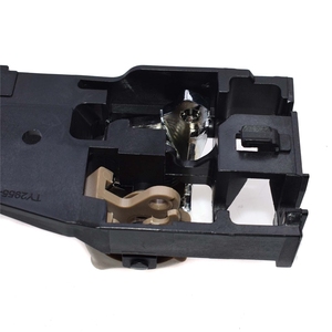 Nueva manija de puerta Interior derecha cromada para Toyota 2000-2004 Avalon 2004-2006 Tundra 2001-2007 <span class=keywords><strong>Sequoia</strong></span> 69205AC010 69205-AC010 - Product Image 6