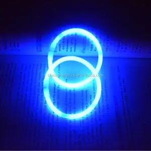 Merryart Party Glow In Dark Neon Sticks Pack 8 pouces 100 pcs Glow Bracelets