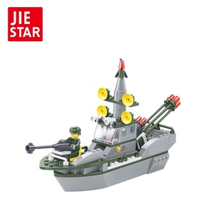 Advanced Intelligent <span class=keywords><strong>war</strong></span> <span class=keywords><strong>ship</strong></span> building blocks toy with the Army - Product Image 1