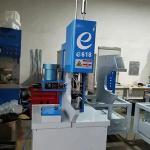 8 Tons Automatic Hydraulic Riveting Machine mit Automatic Feeding System für Metal /Stainless M6