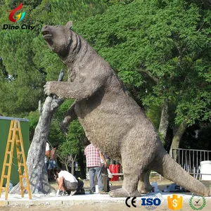 מכירה לוהטת פיברגלס חיים גודל דוב פסל עבור חיצוני קישוט