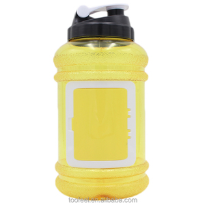 2.2L PETG botella de agua con tapa flip flop, gran volumen de la botella de agua con tapa grande. 2.2L botella <span class=keywords><strong>en</strong></span> PETG - Product Image 1