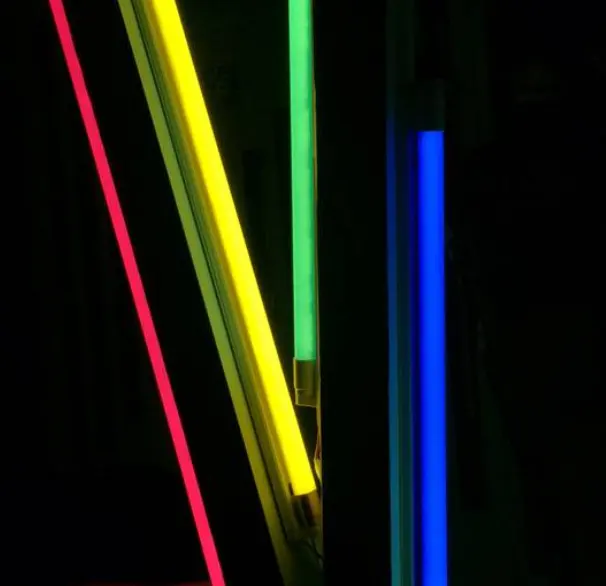 Ledチューブ/LedライトチューブT818wRGBカラー1200mm赤/緑/青/黄色新しいライトLedチップウォームホワイトミルキーガラス3000-6500K 22