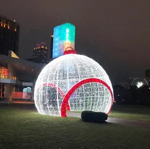 Bola de iluminación de decoración navideña grande IP65 LED nominal Paseo gigante a través de adornos Adornos Iluminación decorativa para paisaje