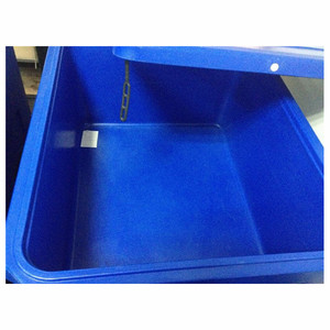 Caja de Almacenamiento de Pescado Aislada de la Marca SCC con Tapa y Ranuras para Montacargas - Product Image 5