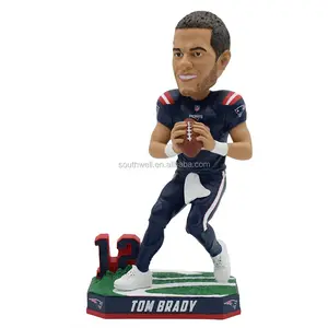 Statuette in Resina Personalizzate di Alta Qualità Bambole con Testa Oscillante Figure Famose in Resina Bobble Head - Product Image 1