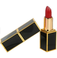 Vente d'usine en Chine rouge à lèvres mat personnalisé cosmétique de beauté rouge à lèvres de marque privée avec votre tube de conception