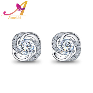 Lucky trébol de <span class=keywords><strong>cuatro</strong></span> hojas de diamante completo bola pavimenta el ajuste 925 pendientes de plata esterlina - Product Image 1