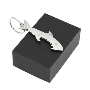 로고를 가진 주문을 받아서 만들어진 은 상어 병따개 - Product Image 3