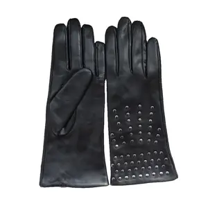Wholesale Men Plain Type Machine Sewing studded leather gloves