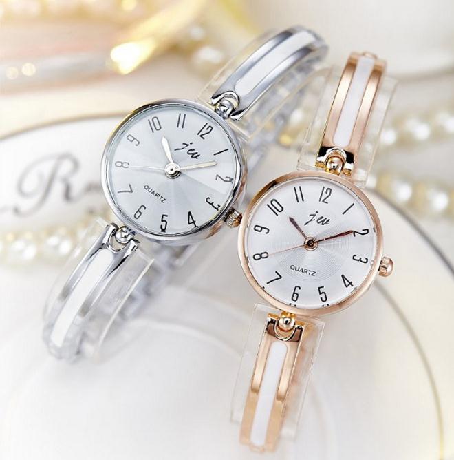 Классические большие модные часы с цифровым дисплеем и стальным ремешком, женские кварцевые часы с браслетом (SWTRF1289)