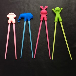 Vajilla Infantil, <span class=keywords><strong>Palillos</strong></span> de Silicona Divertidos, 100% de Grado Alimenticio - Product Image 4