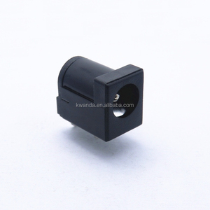 Adaptateur secteur pour <span class=keywords><strong>aspirateur</strong></span> et <span class=keywords><strong>rasoir</strong></span> électrique 0.3A30VDc, prise horizontale femelle 2.0/2.5 mm - Product Image 2