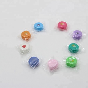 <span class=keywords><strong>Set</strong></span> di scatole regalo con filo interdentale aromatizzato alla menta con diversi colori e forme per la pulizia dei denti - Product Image 2