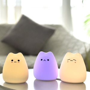 Veilleuse LED mignon petit chat pour chambres de bébé 7 couleurs lumière blanche chaude interrupteur d'alimentation USB pour la maison ou l'hôtel - Product Image 5