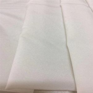Tissu Crêpe de Chine 95% <span class=keywords><strong>Soie</strong></span> de Mûrier 5% Élasthanne, <span class=keywords><strong>Soie</strong></span> Extensible CDC Blanche, Textile Personnalisé pour Robes et Blouses OEM - Product Image 5