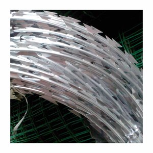 Alambre <span class=keywords><strong>de</strong></span> Púas <span class=keywords><strong>Concertina</strong></span> a <span class=keywords><strong>Precio</strong></span> Moderado, <span class=keywords><strong>Precio</strong></span> <span class=keywords><strong>por</strong></span> <span class=keywords><strong>Metro</strong></span> - Product Image 5