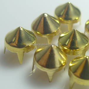 Factory sale brass claw studs, iron on metal cone spike studs with prong