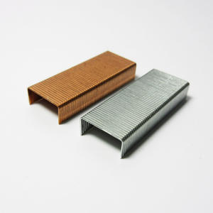 थोक डेस्कटॉप गुणवत्ता गैल्वेनाइज्ड स्टेपलर पिन ऑफिस बाइंडिंग सिल्वर <span class=keywords><strong>24</strong></span>/6 स्टेपल पिन की आपूर्ति करती है - Product Image 4