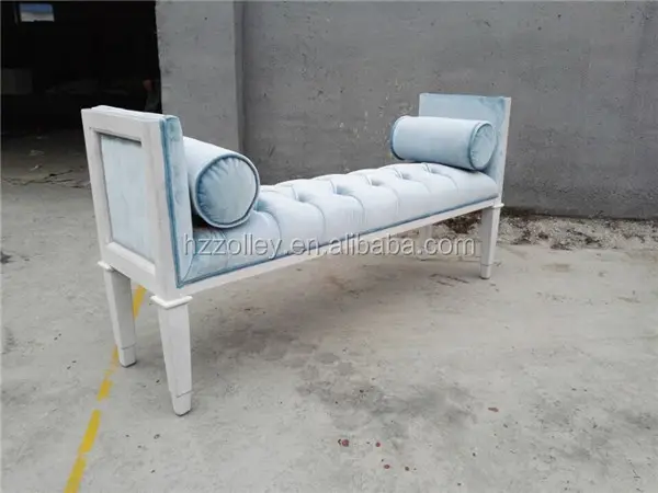フレンチスタイルの化粧台、モダンな木製ベンチ白い寝室のベンチ