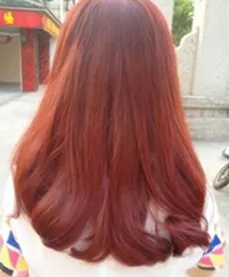 สีแดงไวน์