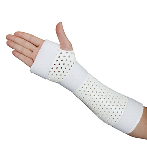 Ortho pä disches thermo plastisches Schienen material Ruhende Handzucker-Zangen orthese