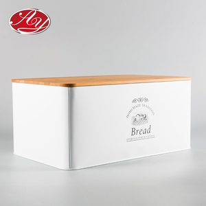 Caja de lata de Metal con tapa de bambú para pan - Product Image 6
