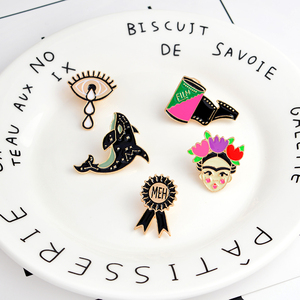 QIHE Frida <span class=keywords><strong>Kahlo</strong></span> artista delfín ojo película Badge duro esmalte Pin broches - Product Image 6