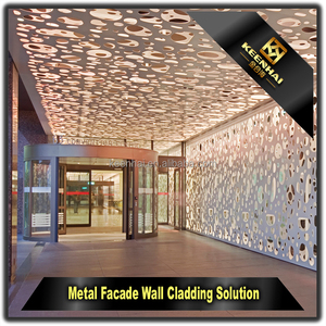 Top vente belle personnalisé imprimé 600*600 Décoratif <span class=keywords><strong>Faux</strong></span> <span class=keywords><strong>Métal</strong></span> <span class=keywords><strong>En</strong></span> Aluminium Perforé <span class=keywords><strong>Plafond</strong></span> - Product Image 1