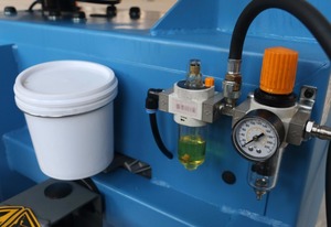 Plein-Automatique Changeur De Pneu Pour Vente Changement De <span class=keywords><strong>Pneus</strong></span> Machine avec Gonfleur et Aider Bras - Product Image 6