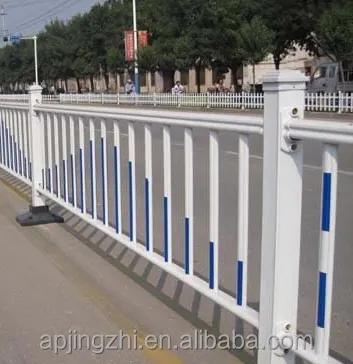 Sử Dụng Đường Phố Với Hàng Rào PVC Xử Lý Mạ Kẽm Bên Trong Hàng Rào Sắt Rèn Vườn Tráng Pvc Hàng Rào Lưới Gấp Bằng Thép Không Gỉ