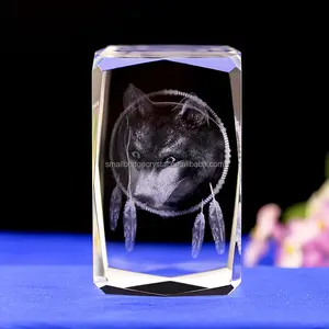 Blocco di vetro con testa di lupo in cristallo con incisione 3d personalizzata di nuovo design