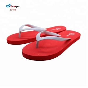 <span class=keywords><strong>Sandalias</strong></span> de playa brasileñas antideslizantes para mujer con tendencia de moda acolchada para la temporada de primavera - Product Image 1