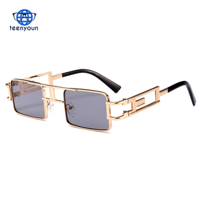 <span class=keywords><strong>Gafas</strong></span> de Sol <span class=keywords><strong>Rectangulares</strong></span> para Hombre, Estilo Steampunk, Marco Metálico Dorado, Negro y Rojo, Parte Superior Plana, <span class=keywords><strong>Gafas</strong></span> de Sol Cuadradas para Mujer, Moda 2019, Estilo Cool para Hombre - Product Image 2