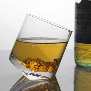 Sản xuất 11oz độc đáo nghiêng <span class=keywords><strong>Whisky</strong></span> thủy tinh, Funny <span class=keywords><strong>Whisky</strong></span> thủy tinh, <span class=keywords><strong>whisky</strong></span> cốc - Product Image 2