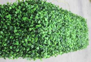 2016 nueva <span class=keywords><strong>setos</strong></span> <span class=keywords><strong>de</strong></span> <span class=keywords><strong>boj</strong></span> <span class=keywords><strong>de</strong></span> plástico artificial para interiores y exteriores <span class=keywords><strong>de</strong></span> la hierba artificial barato - Product Image 4