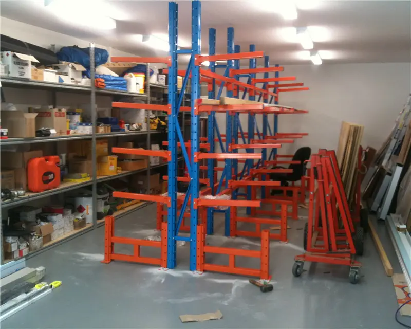 deposito per attrezzature molto pesanti rack cantilever