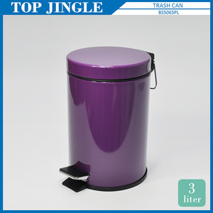 Petite poubelle à pédale en plastique de couleur bleue moderne - Product Image 5