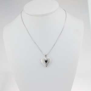 18K Gold Plated 316L Stainless Steel Necklace Waterproof Non-Tarnish Hypoallergenic <strong>Heart</strong> <strong>Locket</strong> for Women - Product Image 1