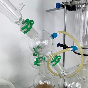 Équipement <span class=keywords><strong>de</strong></span> distillation à court trajet à vapeur pour l'extraction d'huiles essentielles - Product Image 4