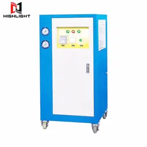 Portable liquid nitrogen gas generator with high efficiency and low consumption