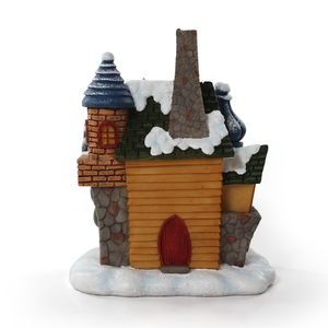 Personalización de fábrica Navidad LED Jardín de hadas resina Casa de pan de jengibre Navidad pueblo casa estatua adorno para el hogar - Product Image 4